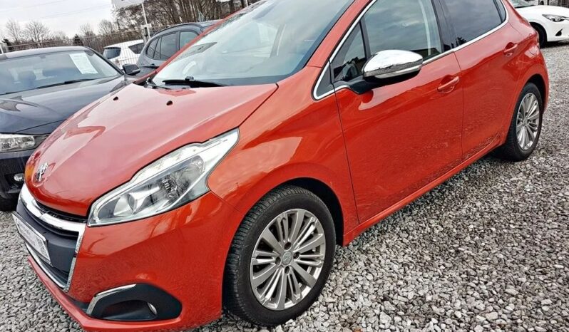 PEUGEOT 208  | FWD (przód) | Automatyczna | 110 KM | Bordowy full
