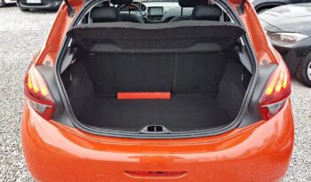 PEUGEOT 208  | FWD (przód) | Automatyczna | 110 KM | Bordowy full