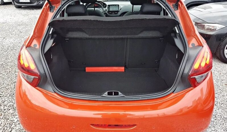 PEUGEOT 208  | FWD (przód) | Automatyczna | 110 KM | Bordowy full