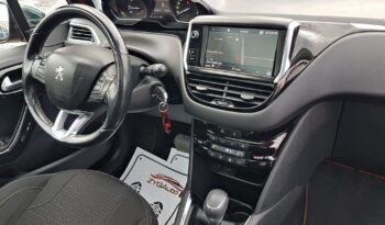 PEUGEOT 208  | FWD (przód) | Automatyczna | 110 KM | Bordowy full