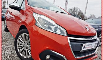 PEUGEOT 208  | FWD (przód) | Automatyczna | 110 KM | Bordowy full