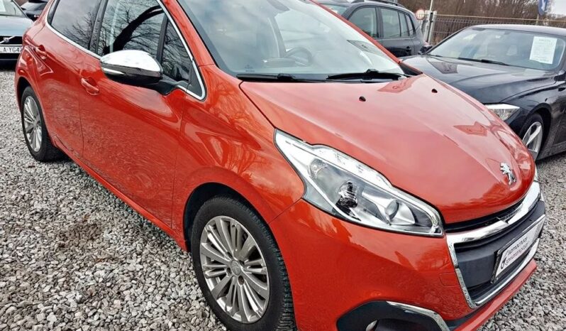 PEUGEOT 208  | FWD (przód) | Automatyczna | 110 KM | Bordowy full