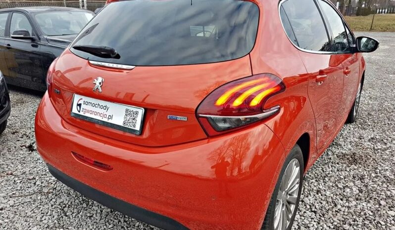 PEUGEOT 208  | FWD (przód) | Automatyczna | 110 KM | Bordowy full