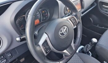 TOYOTA Yaris  | FWD (przód) | Manualna | 99 KM | Czerwony full