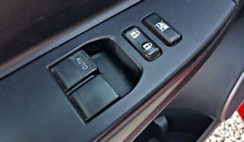 TOYOTA Yaris  | FWD (przód) | Manualna | 99 KM | Czerwony full