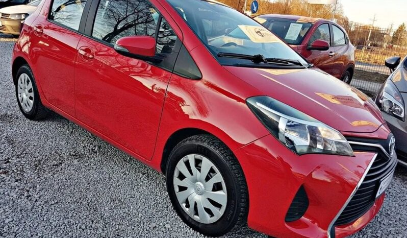 TOYOTA Yaris  | FWD (przód) | Manualna | 99 KM | Czerwony full