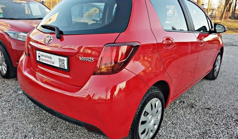 TOYOTA Yaris  | FWD (przód) | Manualna | 99 KM | Czerwony full