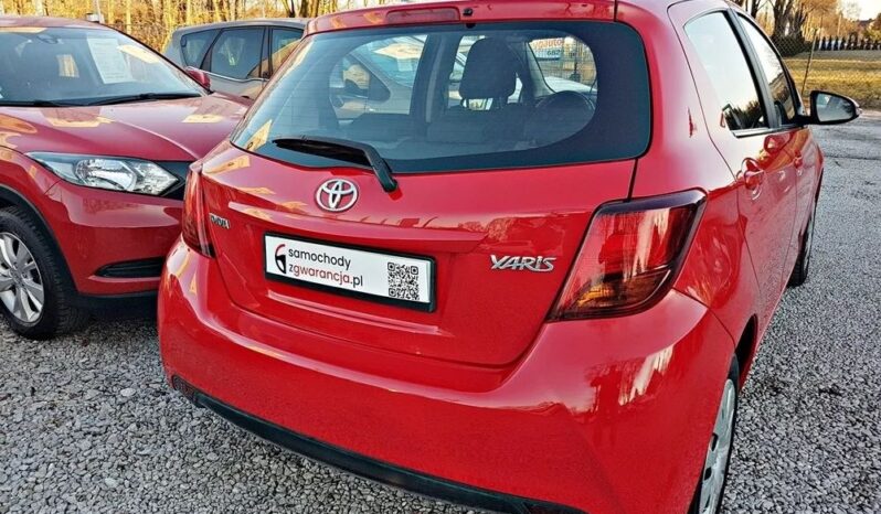 TOYOTA Yaris  | FWD (przód) | Manualna | 99 KM | Czerwony full