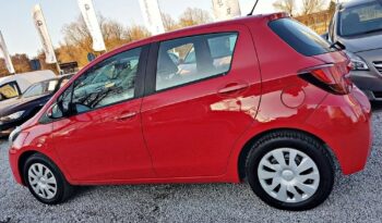TOYOTA Yaris  | FWD (przód) | Manualna | 99 KM | Czerwony full