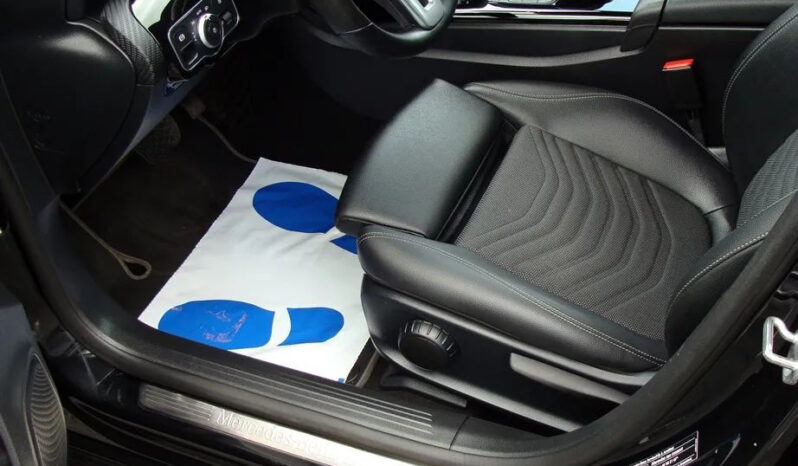 MERCEDES-BENZ   Klasa A    163 KM    Automatyczna    FWD (przód)    Czarny full