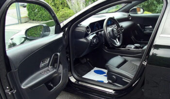 MERCEDES-BENZ   Klasa A    163 KM    Automatyczna    FWD (przód)    Czarny full