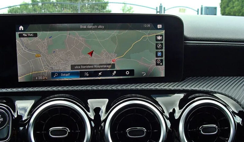 MERCEDES-BENZ   Klasa A    163 KM    Automatyczna    FWD (przód)    Czarny full