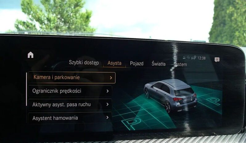 MERCEDES-BENZ   Klasa A    163 KM    Automatyczna    FWD (przód)    Czarny full