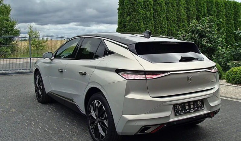 DS Automobiles   DS 4    130 KM    Automatyczna    FWD (przód)    Beżowy full