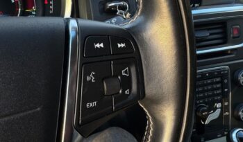 VOLVO V60  | 4×4 (doł. ręcznie) | Automatyczna | 215 KM | Szary full