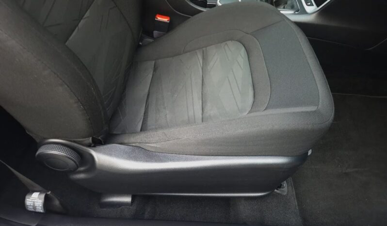 KIA Proceed | FWD (przód) | Manualna | 135 KM | Biały full