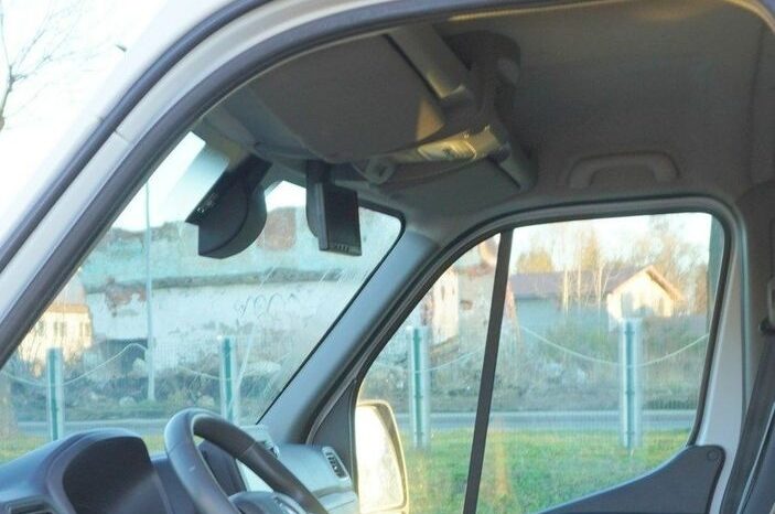 RENAULT Master  | FWD (przód) | Manualna | 180 KM | Biały full