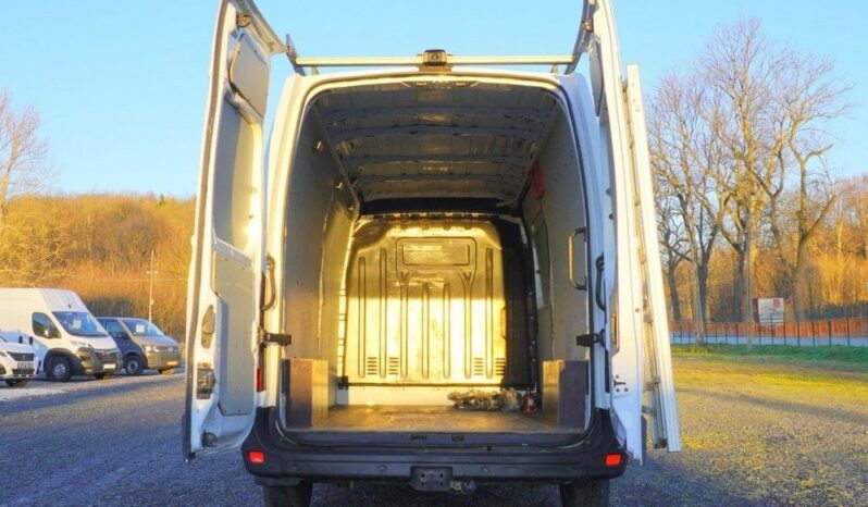 RENAULT Master  | FWD (przód) | Manualna | 180 KM | Biały full