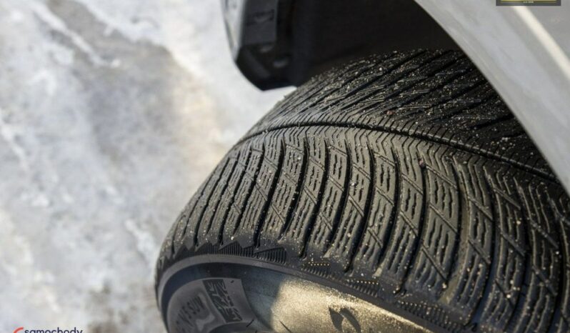 FORD Kuga  | FWD (przód) | Automatyczna | 190 KM | Szary full