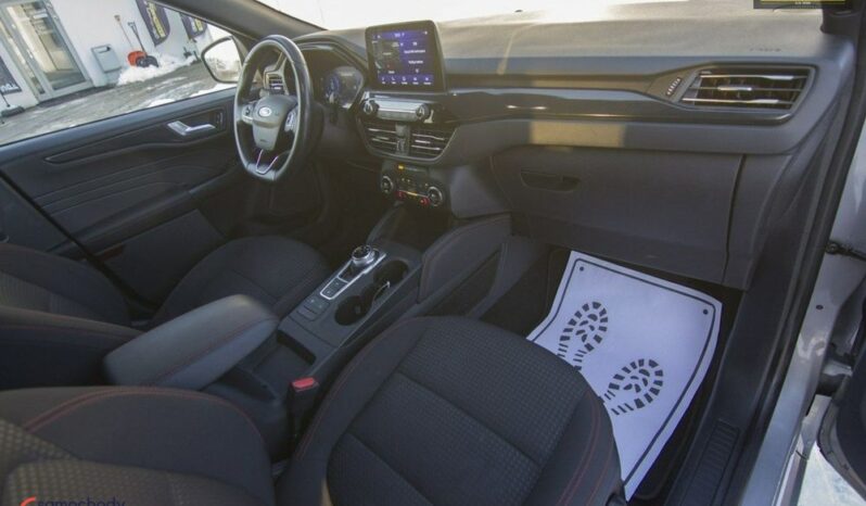 FORD Kuga  | FWD (przód) | Automatyczna | 190 KM | Szary full