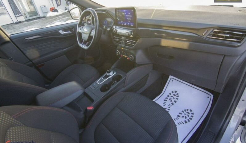 FORD Kuga  | FWD (przód) | Automatyczna | 190 KM | Szary full