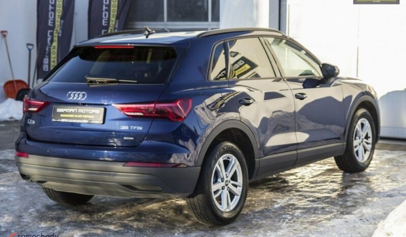 AUDI Q3  | FWD (przód) | Automatyczna | 150 KM | Niebieski full