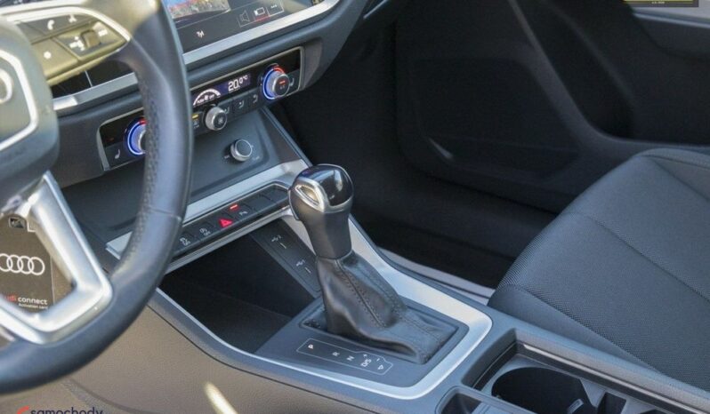 AUDI Q3  | FWD (przód) | Automatyczna | 150 KM | Niebieski full