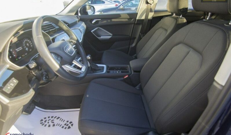 AUDI Q3  | FWD (przód) | Automatyczna | 150 KM | Niebieski full