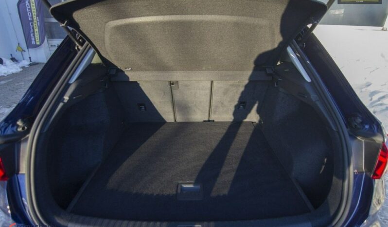 AUDI Q3  | FWD (przód) | Automatyczna | 150 KM | Niebieski full