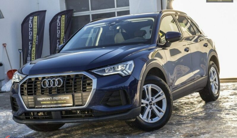 AUDI Q3  | FWD (przód) | Automatyczna | 150 KM | Niebieski full
