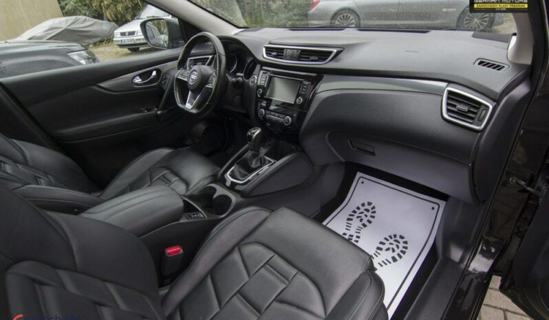 NISSAN Qashqai  | FWD (przód) | Automatyczna | 160 KM | Czarny full