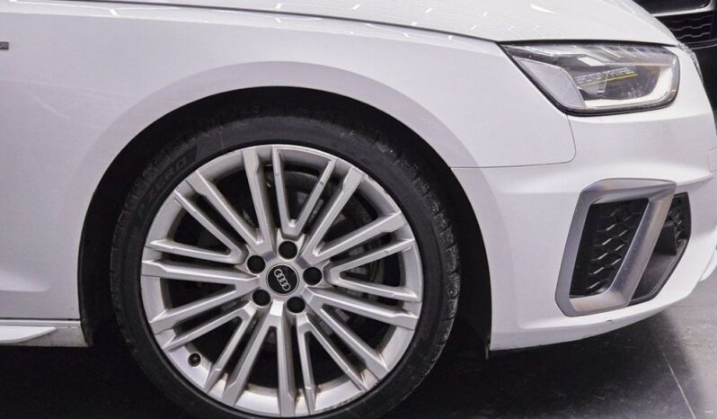 AUDI A4 Avant | FWD (przód) | Automatyczna | 150 KM | Biały full