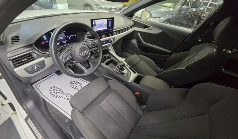 AUDI A4 Avant | FWD (przód) | Automatyczna | 150 KM | Biały full