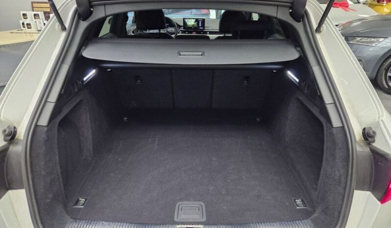 AUDI A4 Avant | FWD (przód) | Automatyczna | 150 KM | Biały full