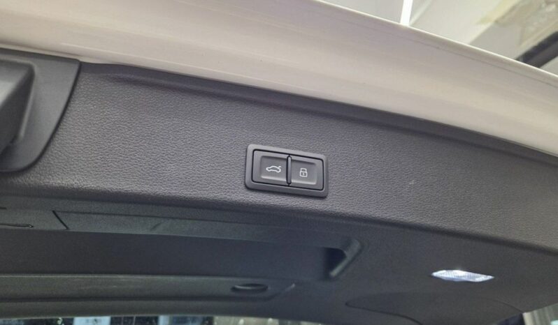 AUDI A4 Avant | FWD (przód) | Automatyczna | 150 KM | Biały full