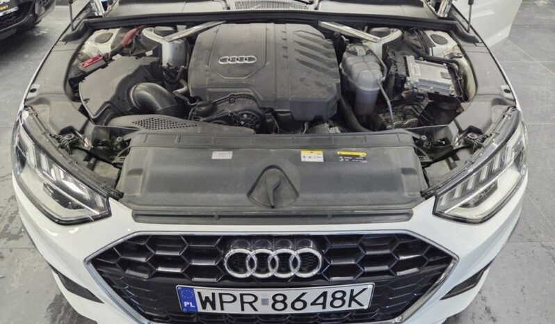 AUDI A4 Avant | FWD (przód) | Automatyczna | 150 KM | Biały full