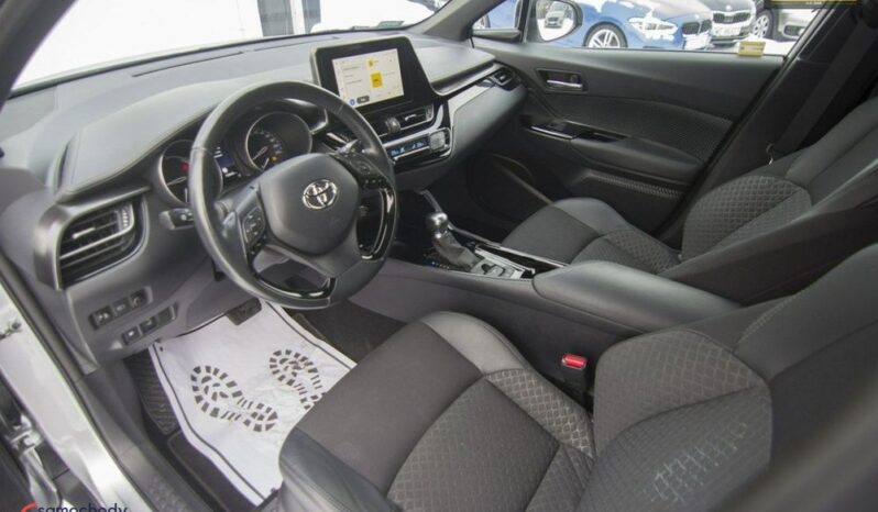 TOYOTA C-HR | FWD (przód) | Automatyczna | 122 KM | Szary full