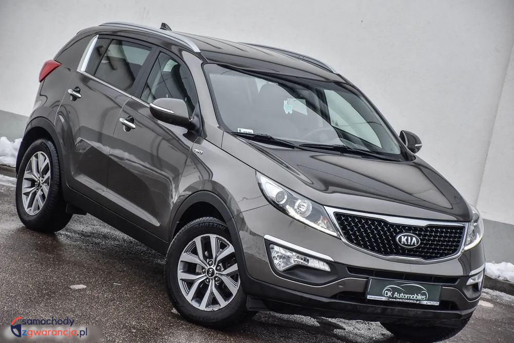 Kia Sportage  | 4X4 (Doł. Automatycznie) | Manualna | 166 Km | Brązowy