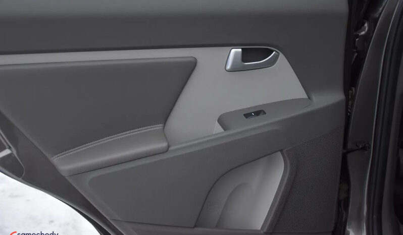 KIA Sportage  | 4×4 (doł. automatycznie) | Manualna | 166 KM | Brązowy full