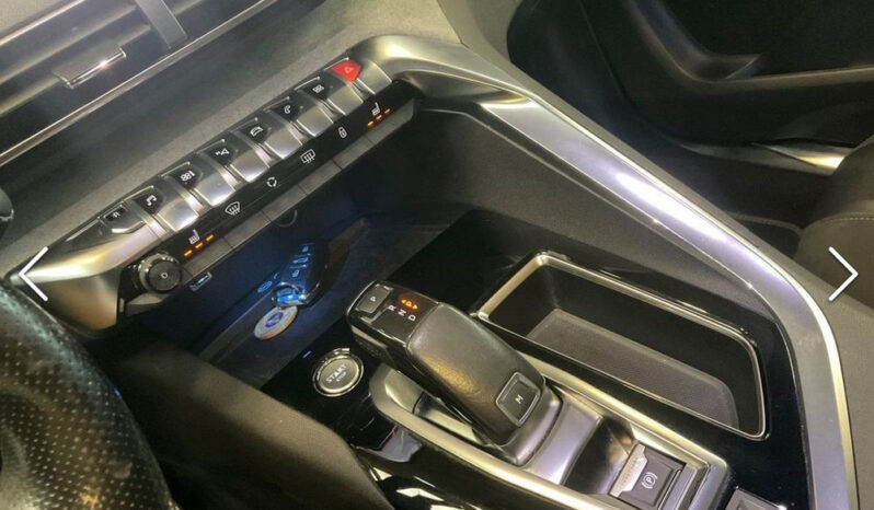 PEUGEOT 3008  | FWD (przód) | Automatyczna | 180 KM | Szary full