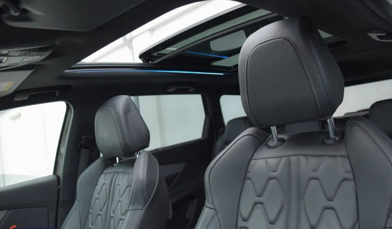 PEUGEOT 5008  | FWD (przód) | Automatyczna | 180 KM | Szary full