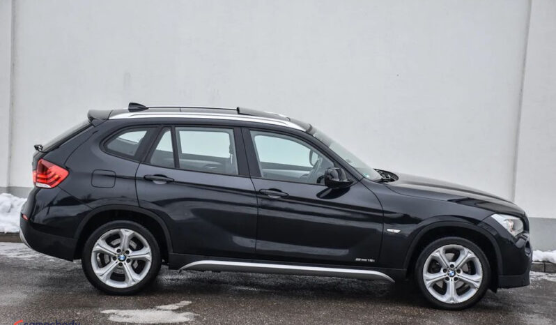 BMW X1  | RWD (tył) | Manualna | 150 KM | Czarny full