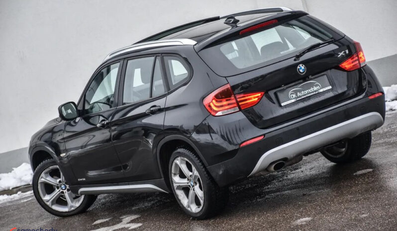 BMW X1  | RWD (tył) | Manualna | 150 KM | Czarny full