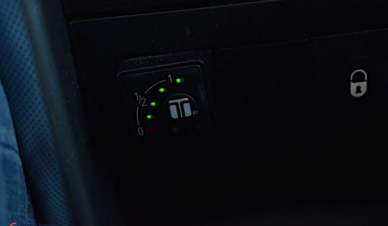 PEUGEOT 207  | FWD (przód) | Manualna | 95 KM | Inny kolor full