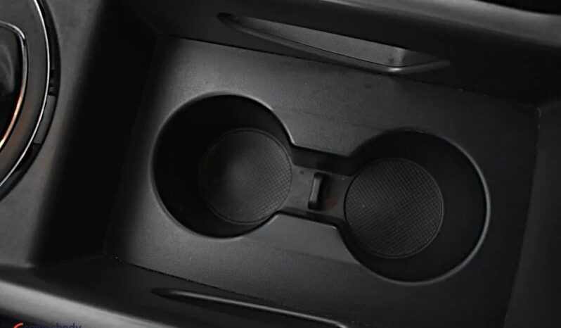 KIA Sportage  | 4×4 (doł. ręcznie) | Automatyczna | 183 KM | Biały full