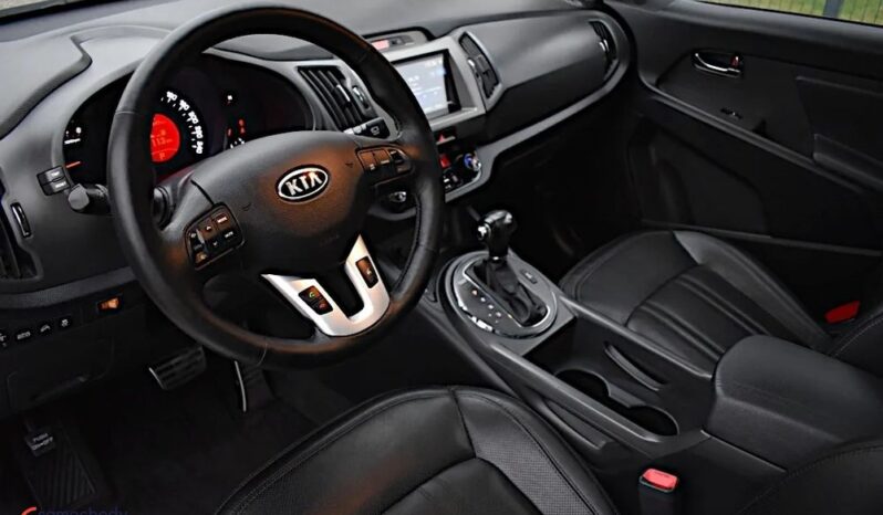 KIA Sportage  | 4×4 (doł. ręcznie) | Automatyczna | 183 KM | Biały full