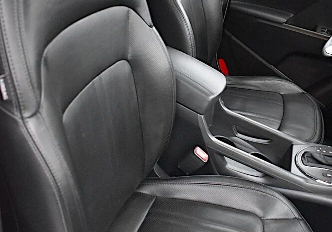 KIA Sportage  | 4×4 (doł. ręcznie) | Automatyczna | 183 KM | Biały full