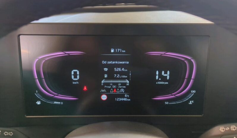 KIA Sportage  | 2022 | 150 KM | 1598cm3 | Srebrny full