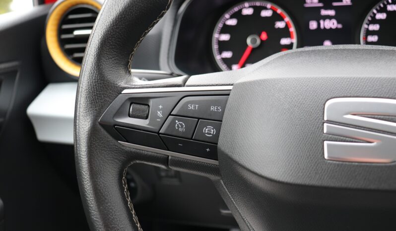 SEAT Ibiza  | 2022 | 95 KM | 999cm3 | Czerwony full