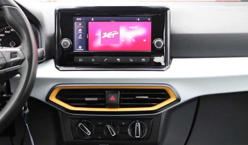 SEAT Ibiza  | 2022 | 95 KM | 999cm3 | Czerwony full